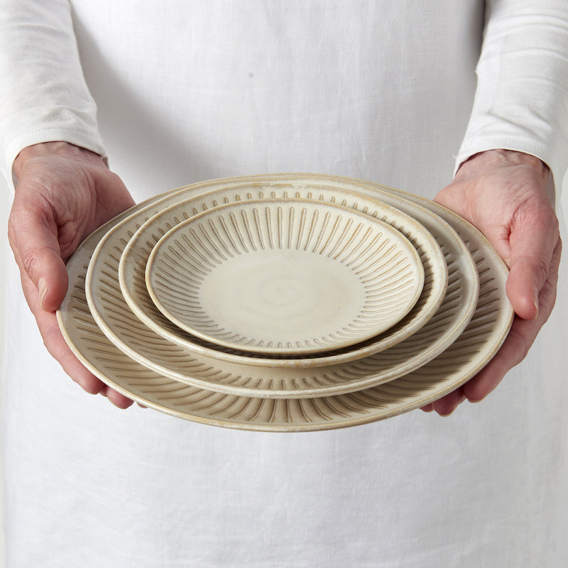 Plate 25cm Ridged Alabaster Glaze