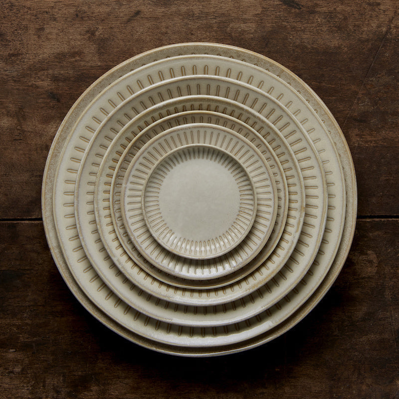 Plate 25cm Ridged Alabaster Glaze