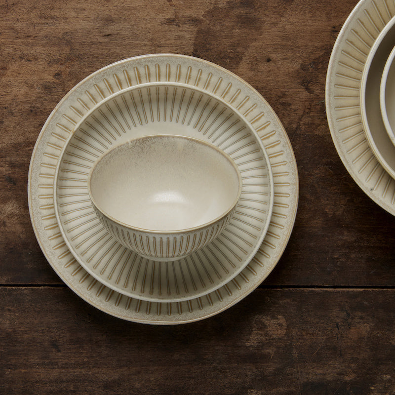 Dinner Plate 23cm Ridged Alabaster Glaze